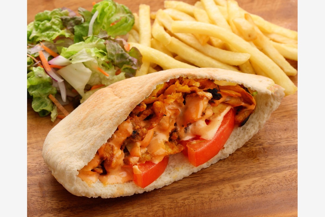 森安　照が撮影した「ケバブ・カレー・サンド」の写真