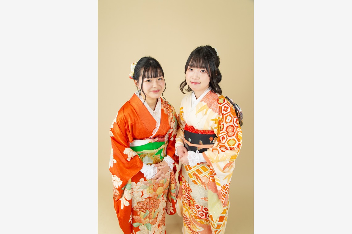 盛岡写真社が出張撮影した家族写真(キッズ,ベビーフォト)などが写った「スタジオでの撮影（ご家族・ポートレイト）」の家族写真