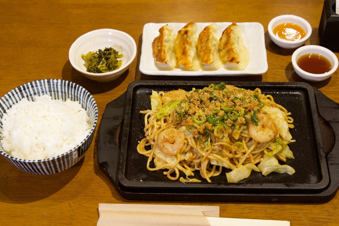 樋上　将太が撮影した写真のアルバム「焼そば専門店みなはれ」