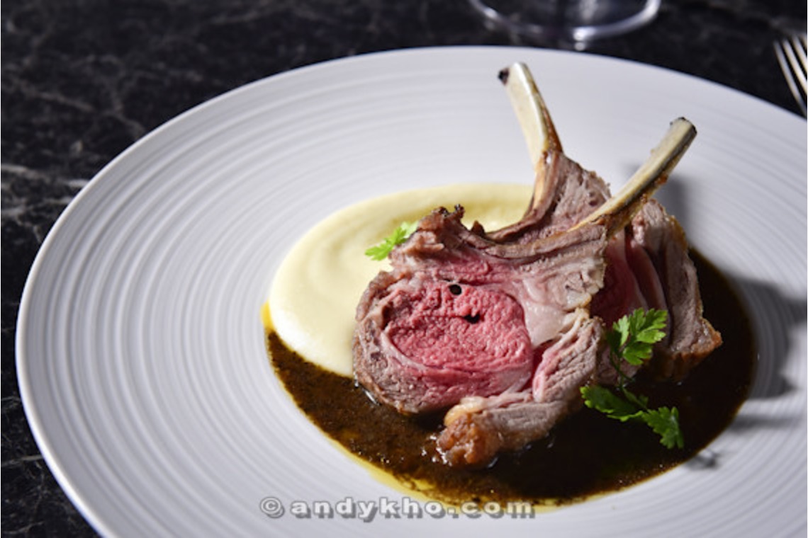 Andy Khoが撮影した「サパークラブフードメニュー」の写真