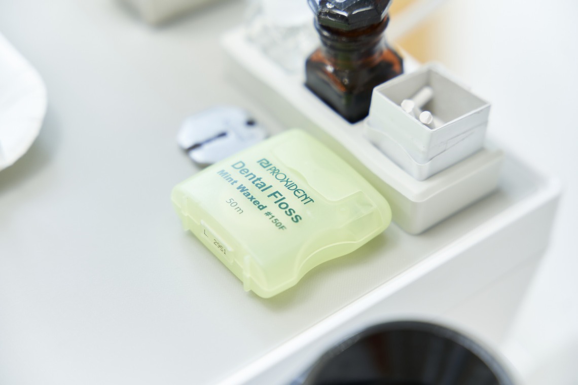 吉本悠哉が撮影した写真のアルバム「歯医者」