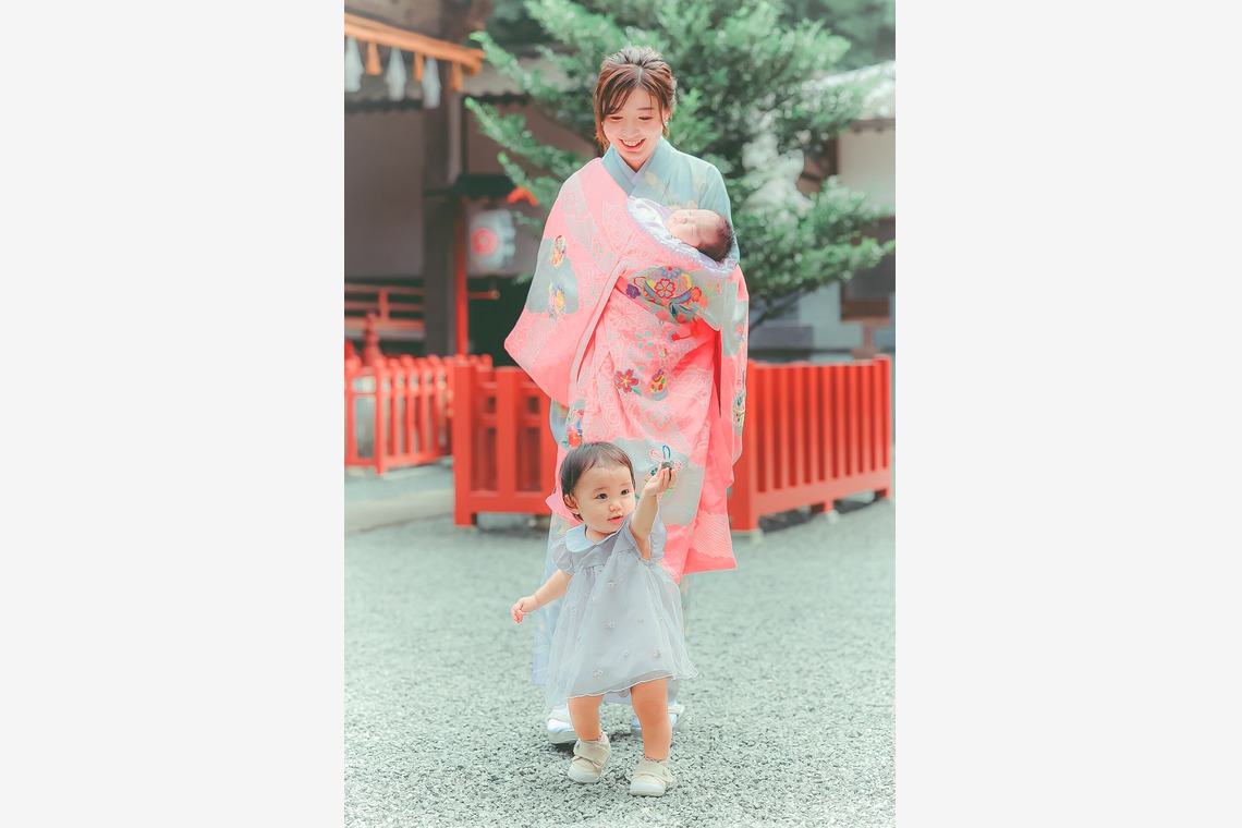 株式会社Neo-Smile 「locationbreeze」高橋 徹が撮影した家族写真の出張撮影/七五三フォト/お宮参り/成人式撮影のアルバム「記念写真」