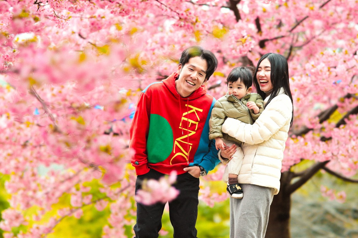 関根麻砂也が撮影した写真のアルバム「ファミリーフォト」