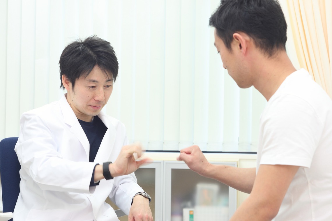 森安　照が撮影した「病院・クリニック（診察室・受付・プロフィール）」の写真