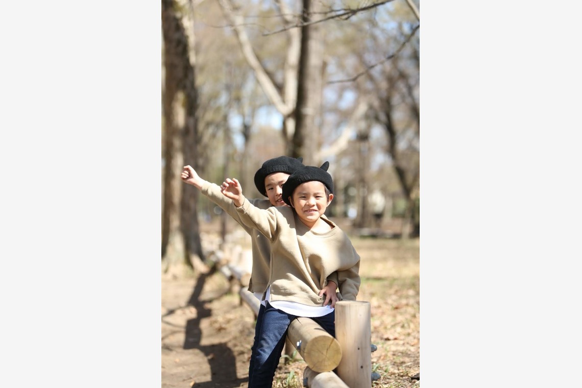 Photographer  Tomoが出張撮影した家族写真(キッズ,ベビーフォト)などが写った「双子とベビーの記念写真@井の頭公園」の家族写真