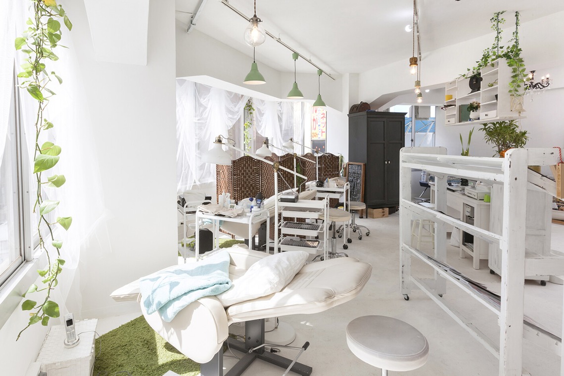 末安 善之が撮影した写真のアルバム「ヘアーサロンの店舗およびスタッフ撮影」