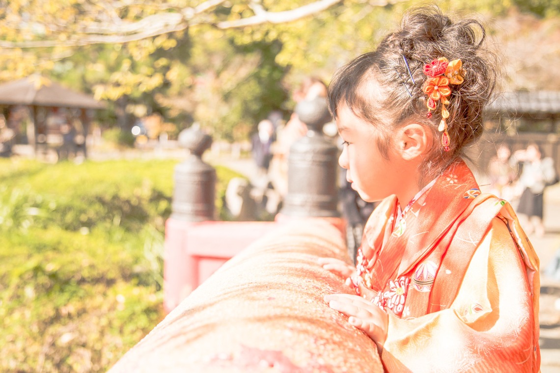 ゆのみふぉとが出張撮影した家族写真(キッズ,ベビーフォト)などが写った「七五三のお写真（人見知りの子供）」の家族写真