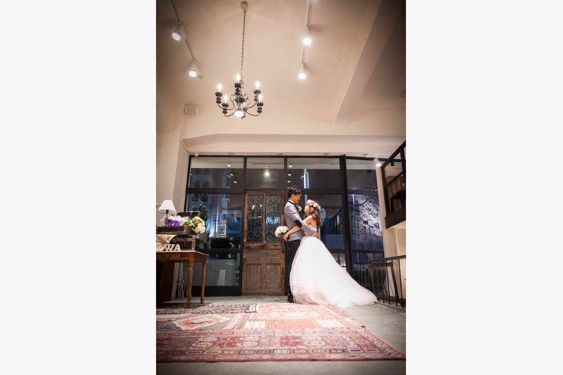 ウェディングアベニューが撮影した「アトリエスタジオ　洋装」の写真