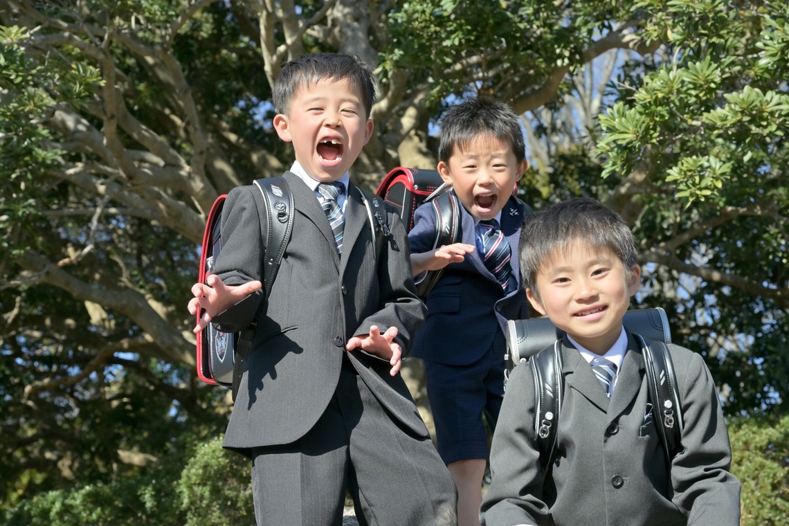 寫樂斎が撮影したその他/家族写真の出張撮影/学校行事のアルバム「卒園・入学記念（三家族）」