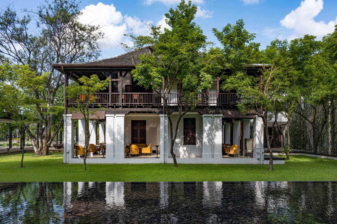 山畑俊樹が撮影した写真のアルバム「ホテル」