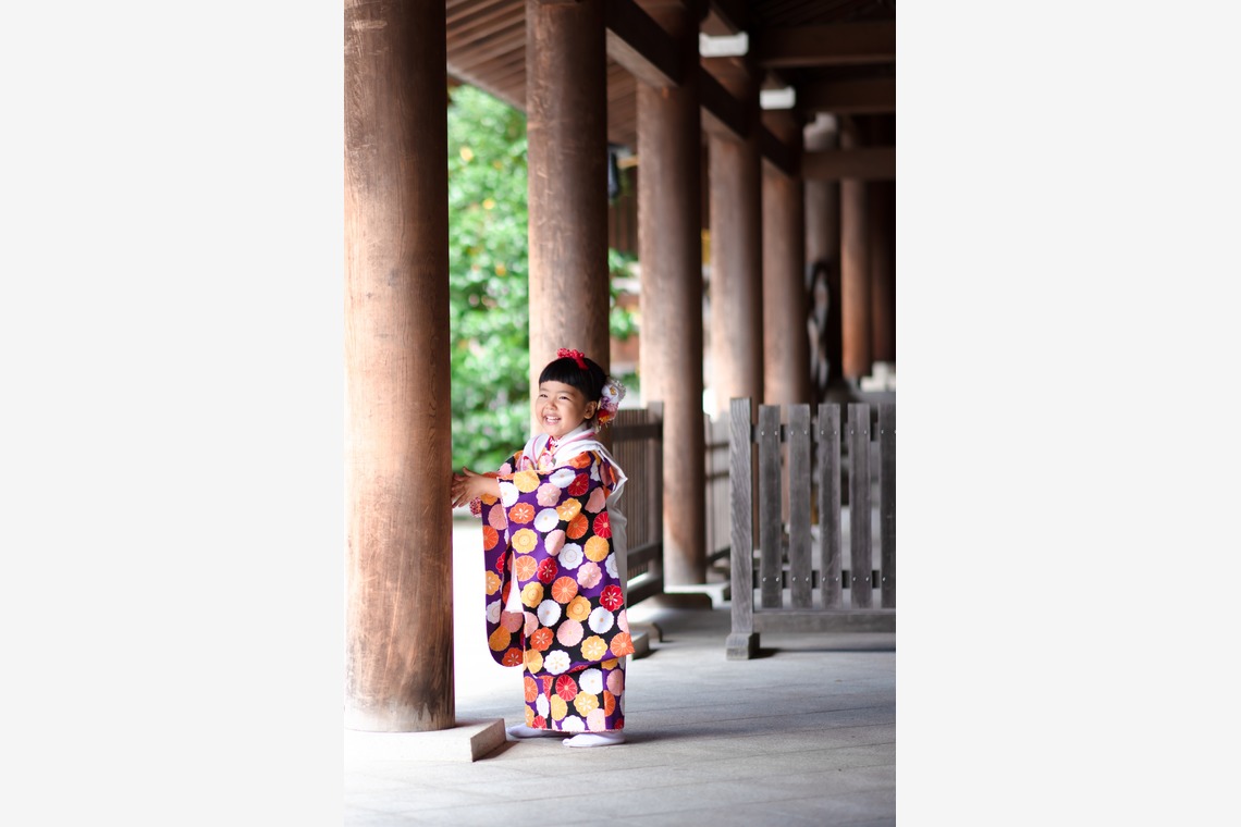 サキヤマ リエが撮影した写真のアルバム「3歳女の子・青空の七五三＠寒川神社」