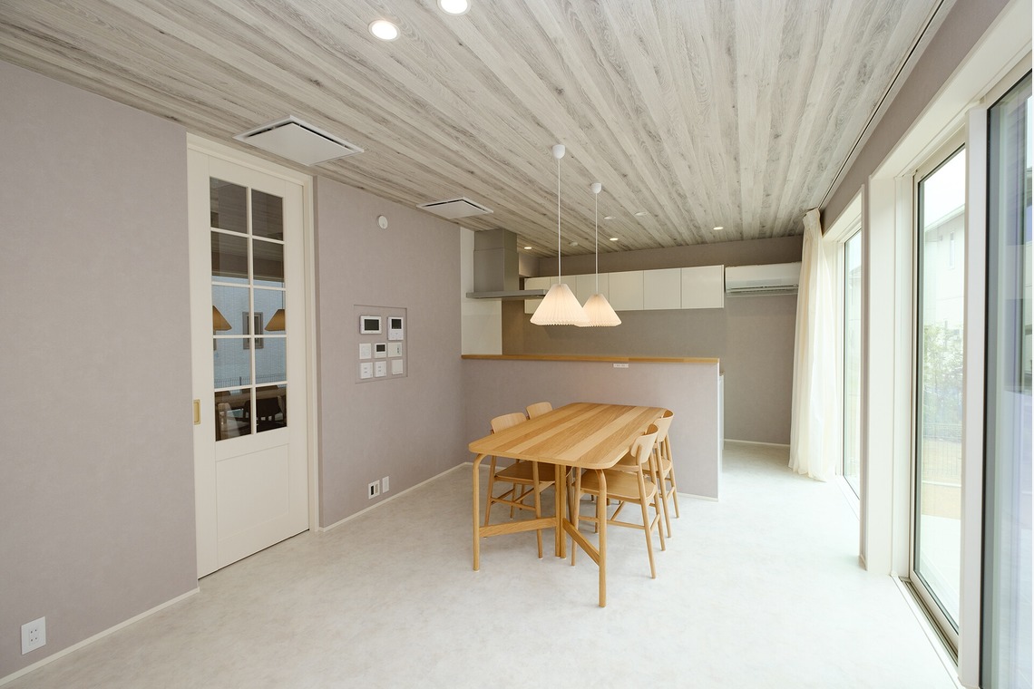 高夏写真店が出張撮影した家族写真(キッズ,ベビーフォト)などが写った「家族写真の撮影」の家族写真