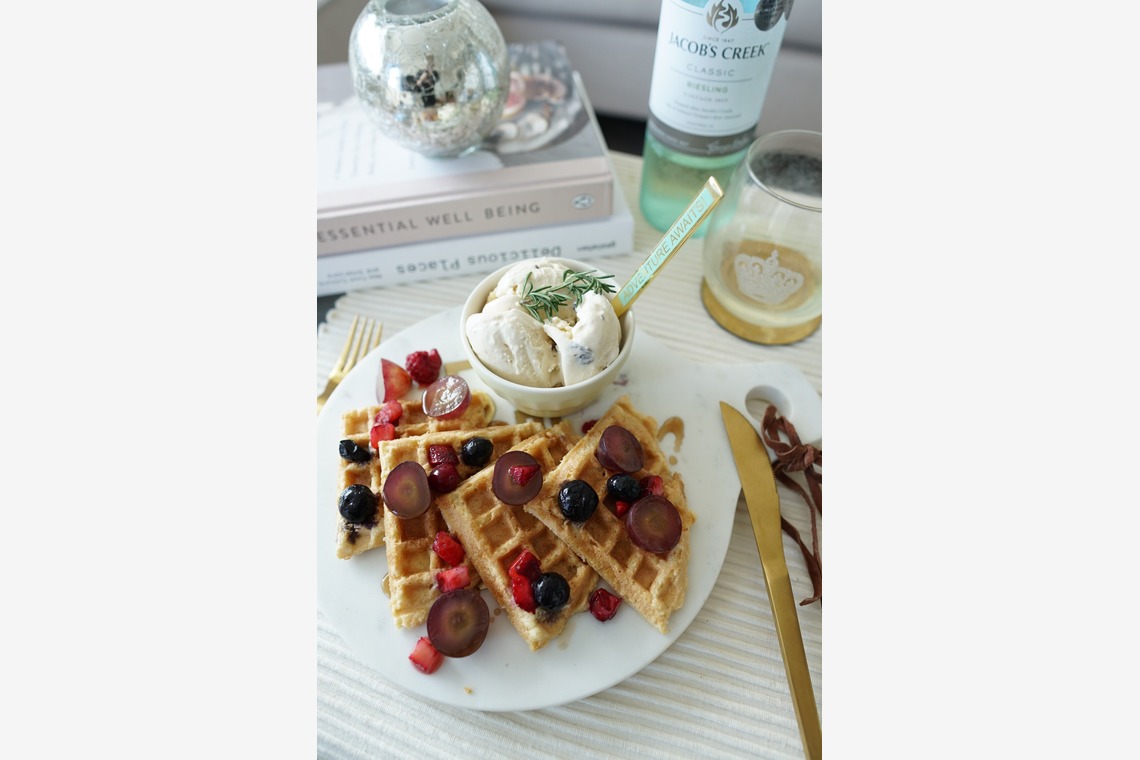 祖父江ゆりが撮影した写真のアルバム「FOOOD撮影」