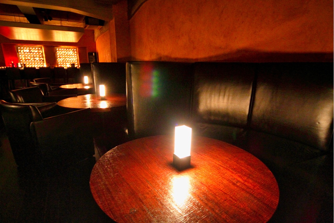 岩松修が撮影した写真のアルバム「店舗」