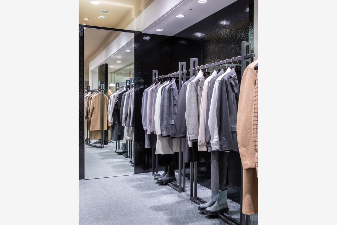 石場慎一郎が撮影した写真のアルバム「店舗・不動産写真」