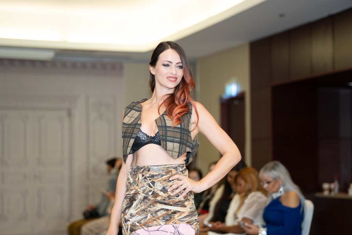 城尾由美子が撮影した「ファッションショー（CMG PARIS）」の写真