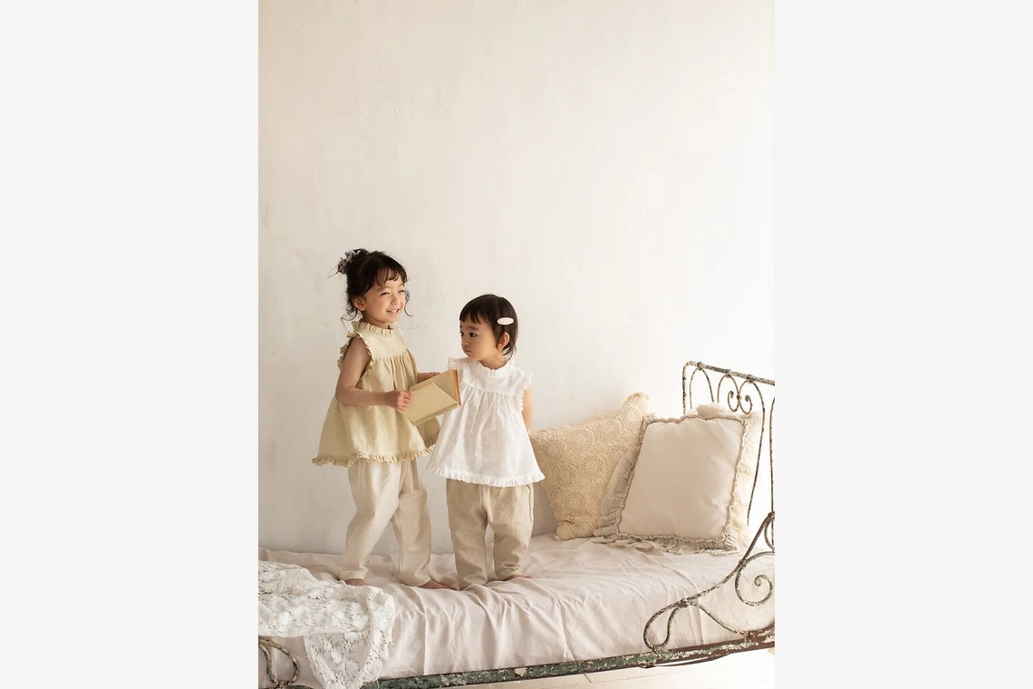 白井由香里写真事務所が撮影した写真のアルバム「キッズモデル」