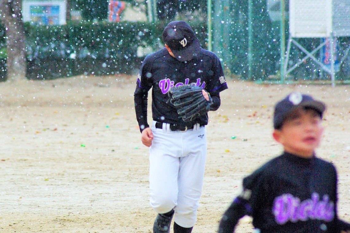 間地大輔が出張撮影した家族写真(キッズ,ベビーフォト)などが写った「学童野球」の家族写真