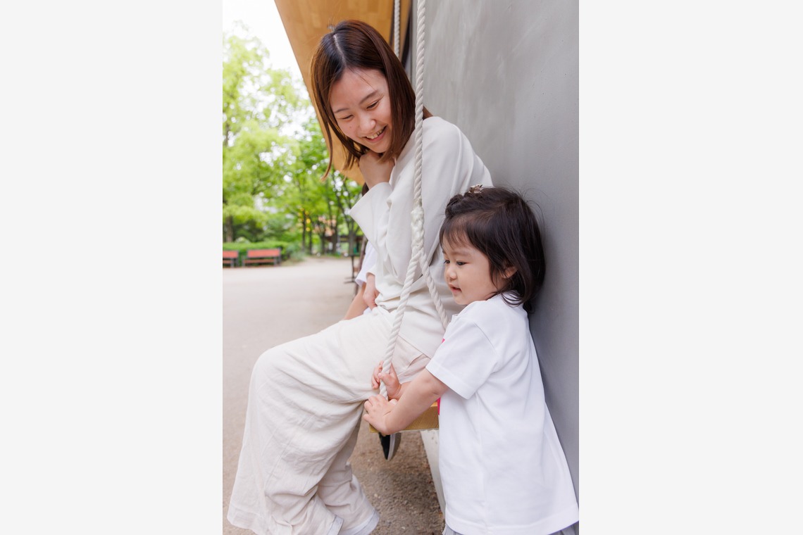 猫田晃広が出張撮影した家族写真(キッズ,ベビーフォト)などが写った「家族写真」の家族写真