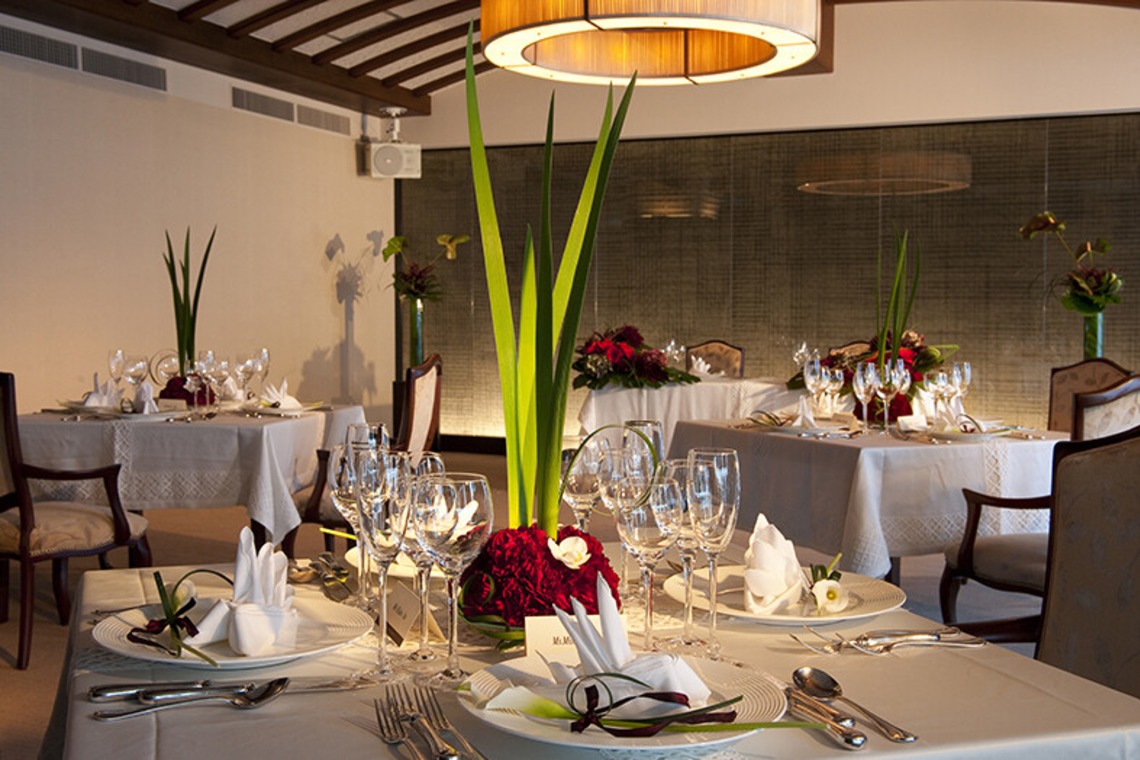 ワンツーBフォトが撮影した「ホテル・店舗・住宅・の外観と内観」の写真