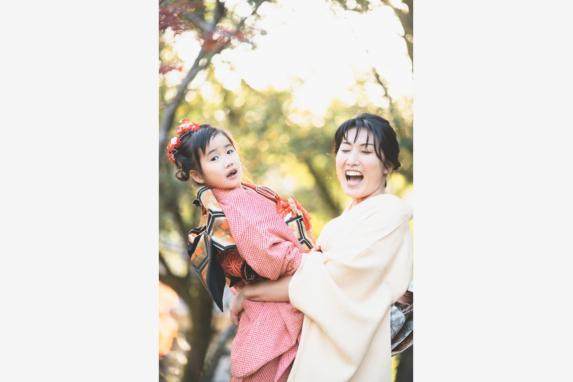 しるし寫眞館が撮影した「7歳3歳姉弟七五三」の写真