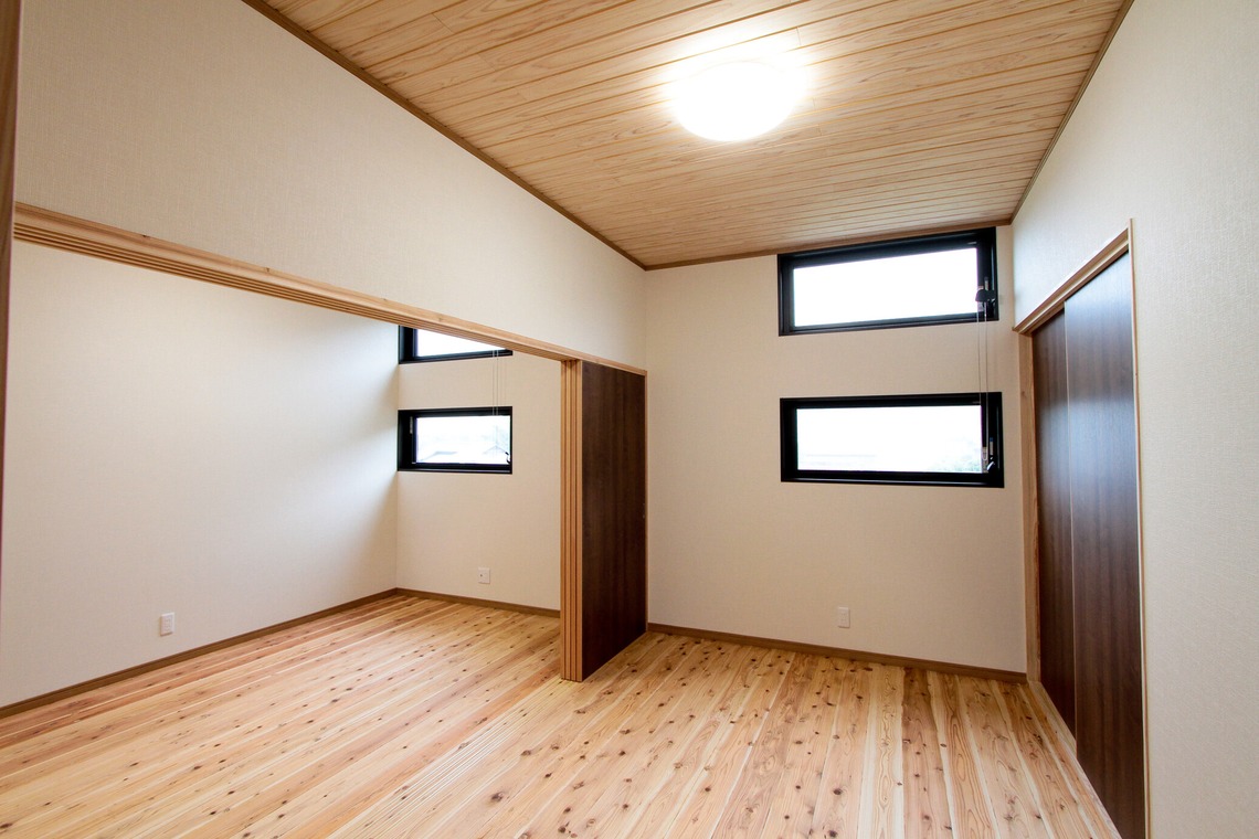 隈元智子が撮影した「家」の写真