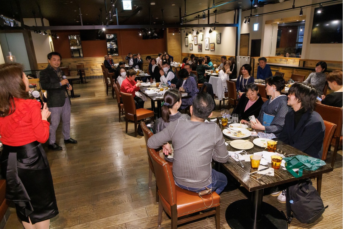 猫田晃広が撮影した「出版講演会（セミナー）と懇親会」の写真