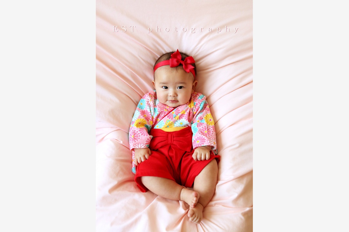 EST photographyが出張撮影した家族写真(キッズ,ベビーフォト)などが写った「バースデー by EST photography」の家族写真