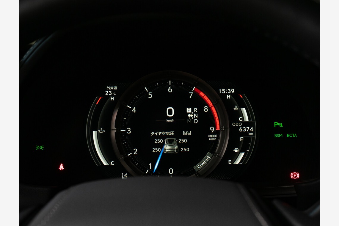 原野 英樹が撮影した「輸入車販売会社よりレクサス LC500をカーセンサーSDGE 掲載用写真を依頼いただきました」の写真