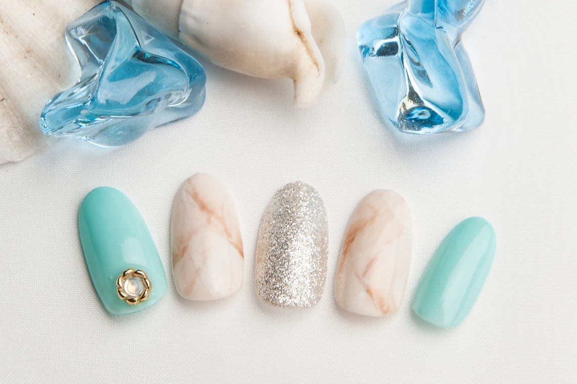 十時写真事務所が撮影した写真のアルバム「ネイル」