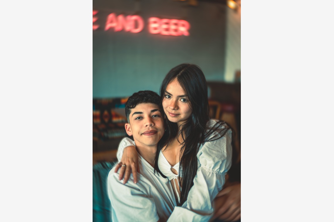 広告会社Flip Studioが撮影した「Victoria & Caleb」の写真