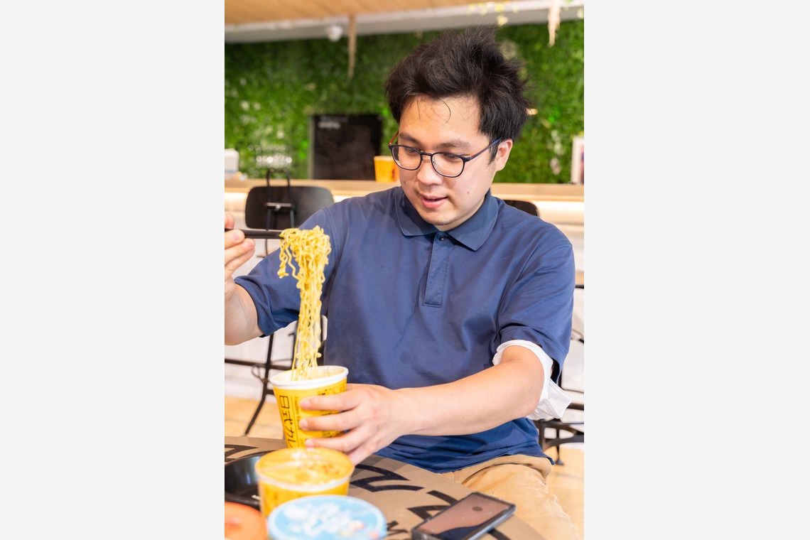 ジャン　ジンドンが撮影した写真のアルバム「Freedom Ramen商品発表イベント」