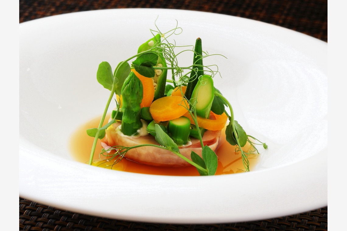 森安　照が撮影した「ステーキ・シーフード・サラダ」の写真