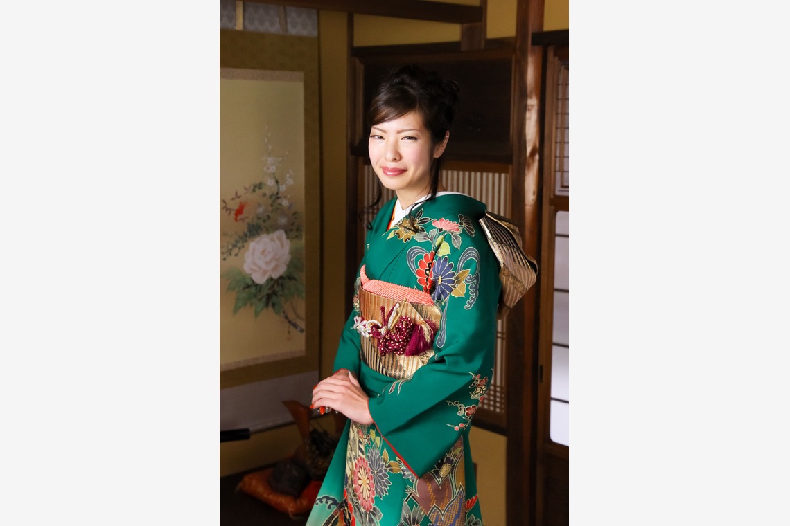 スマイルハンターが出張撮影した家族写真(キッズ,ベビーフォト)などが写った「成人式フォト」の家族写真