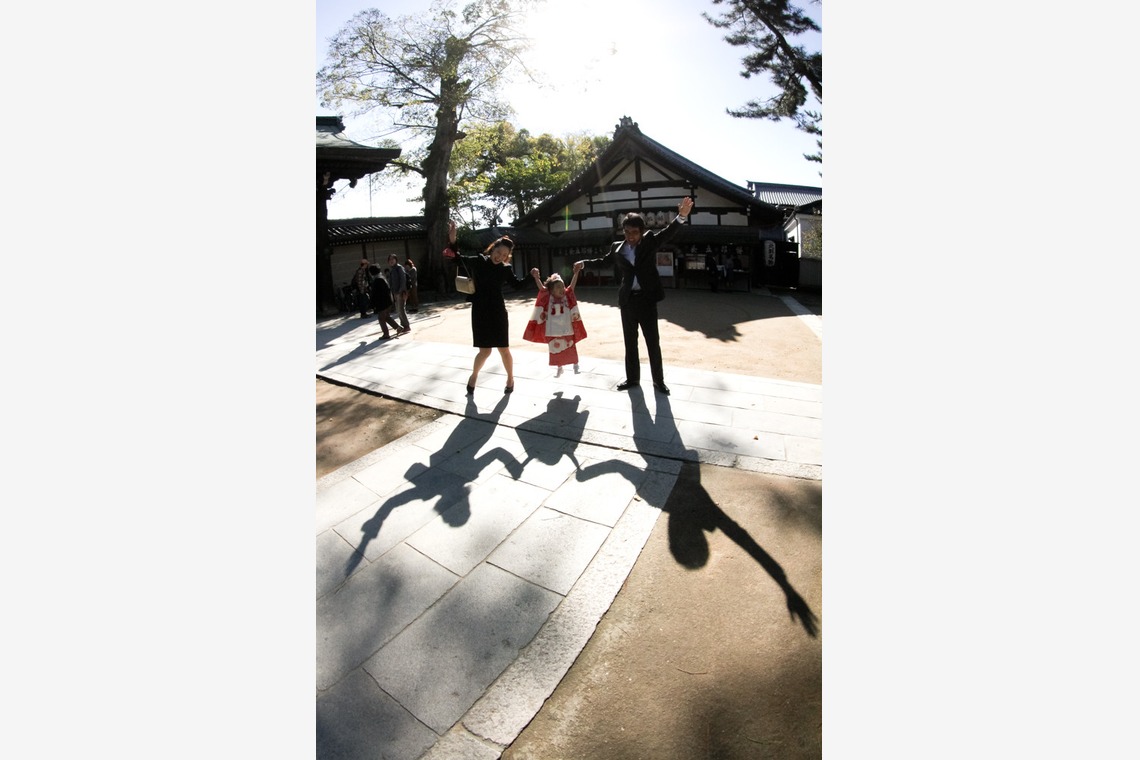 スマイルハンターが出張撮影した家族写真(キッズ,ベビーフォト)などが写った「七五三ロケーション撮影」の家族写真