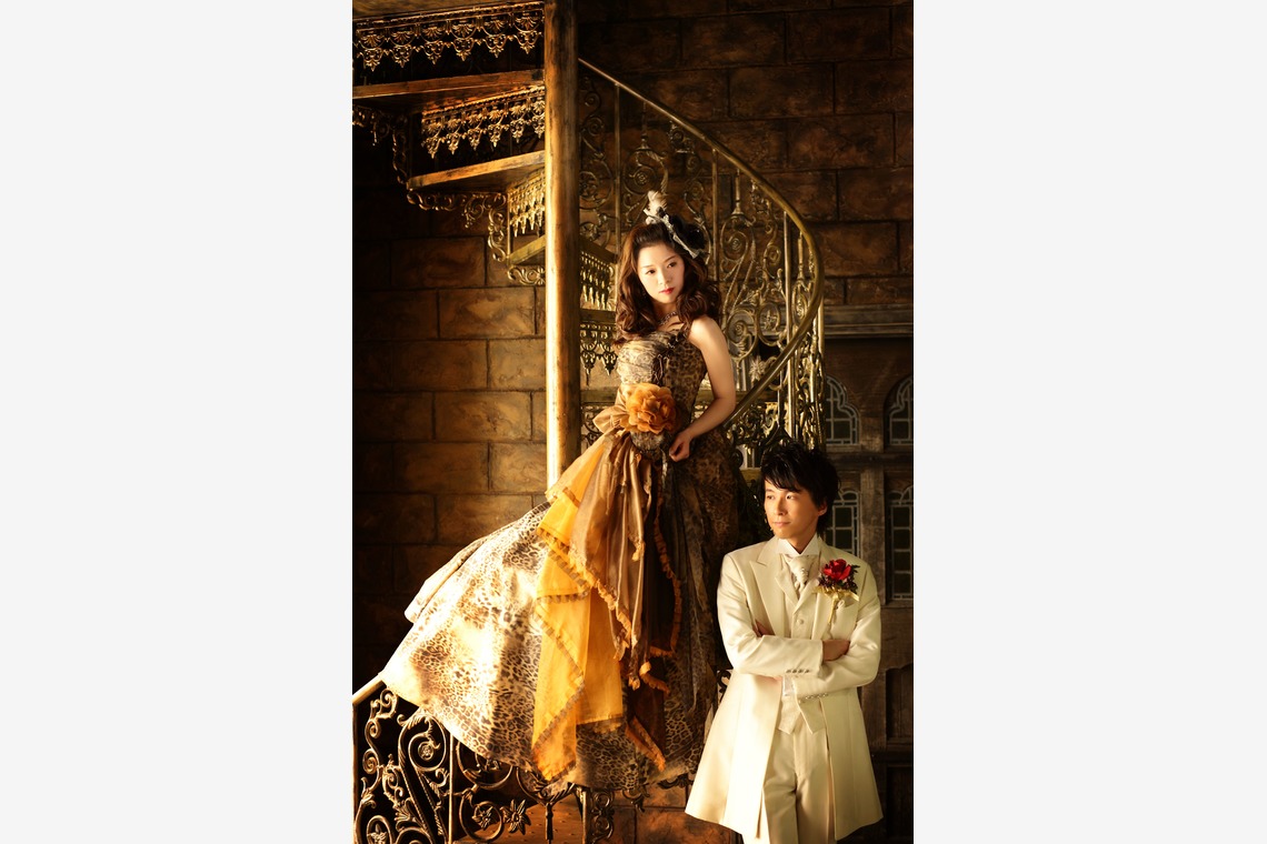 OrangestudioNAGOYAが撮影した写真のアルバム「螺旋階段・金」