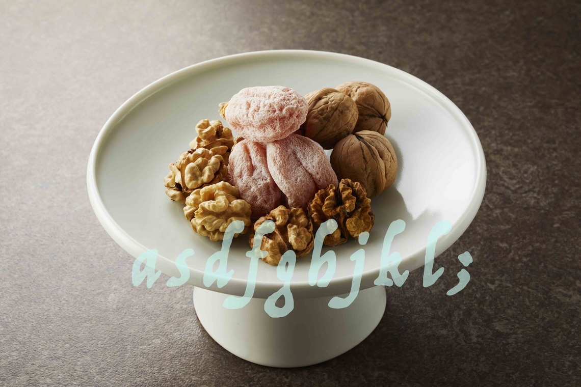 西原毅が撮影した写真のアルバム「高級素材」