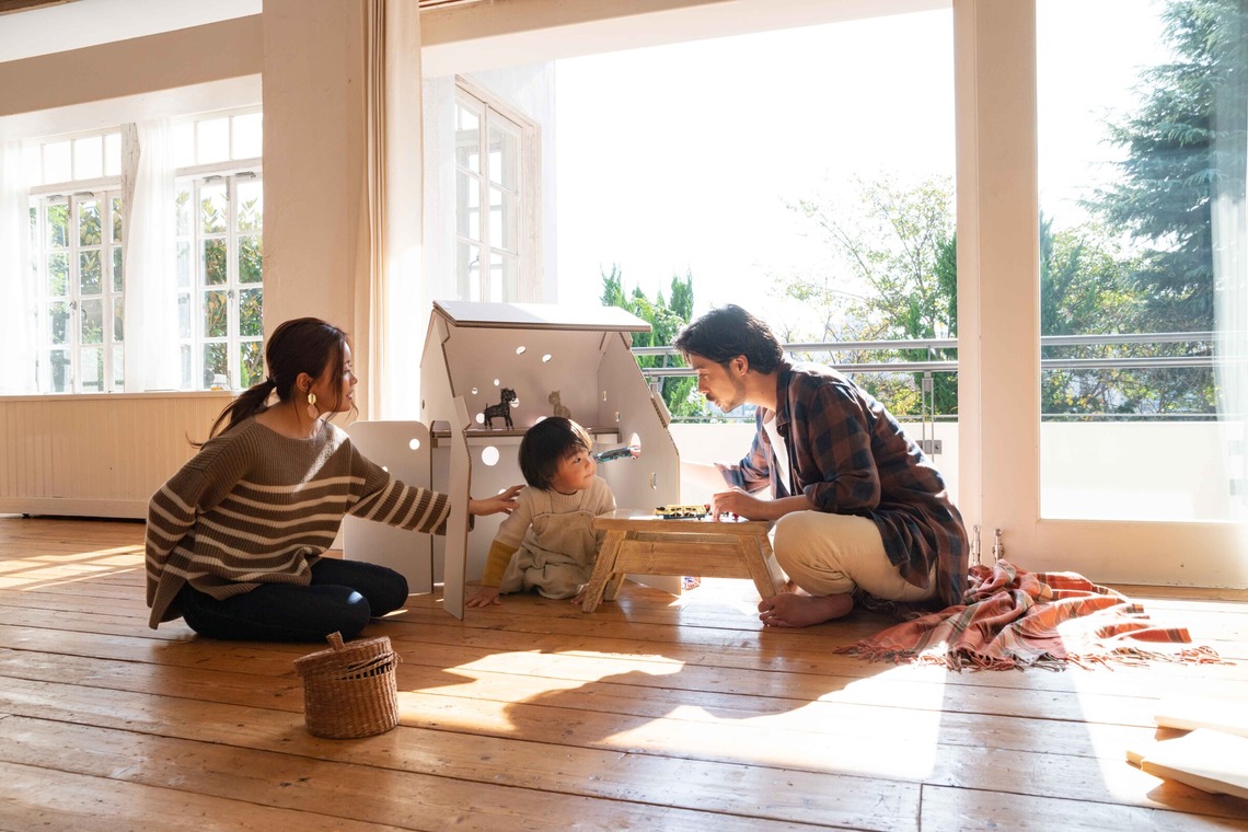 曽川拓哉が撮影した写真のアルバム「ダンボールハウスの商品撮影」