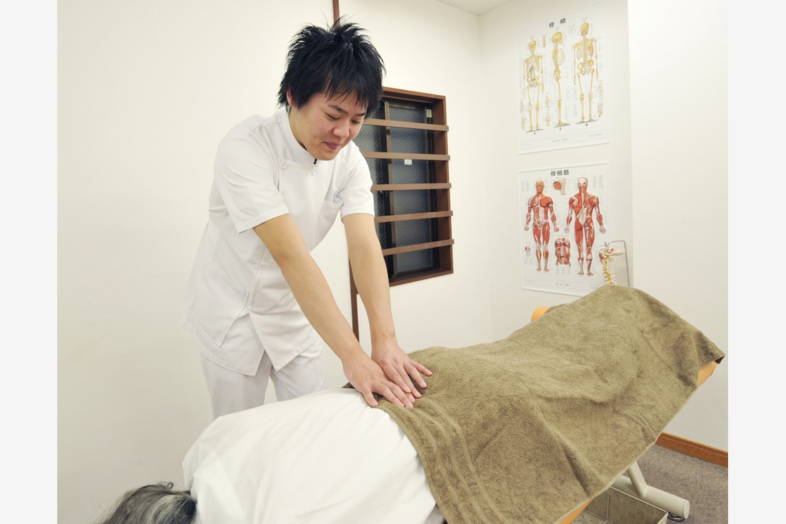 藤尾輝弘/フォトオフィスバドが撮影した「接骨院」の写真