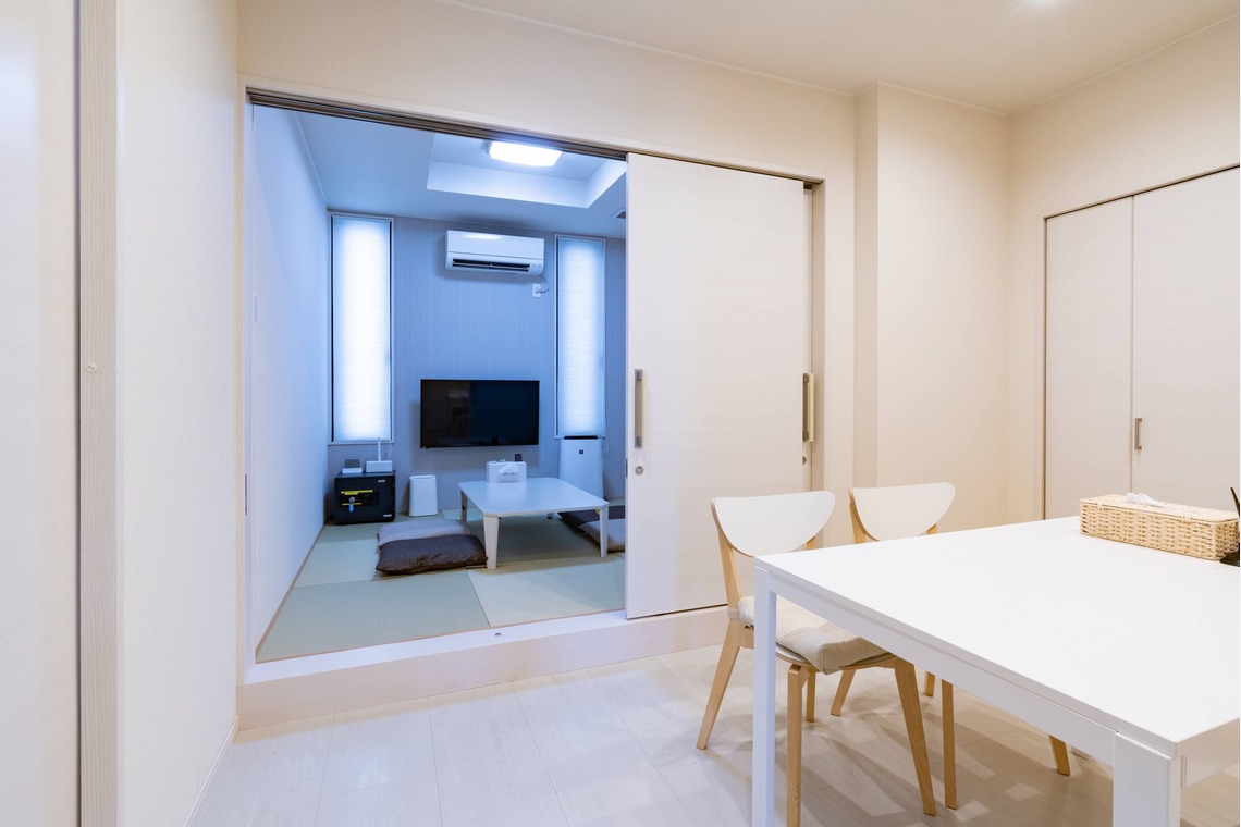 岩本隆之が撮影した写真のアルバム「建築写真」