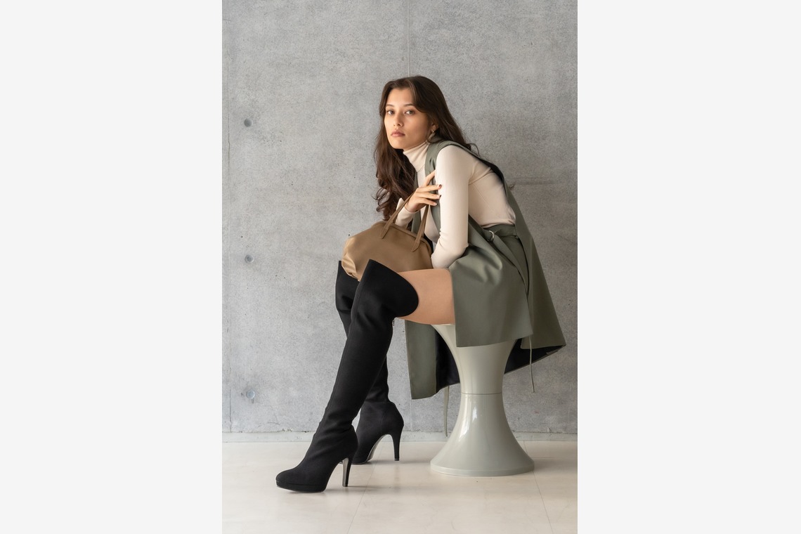 民辻亮介が撮影した写真のアルバム「ファッションアパレル」