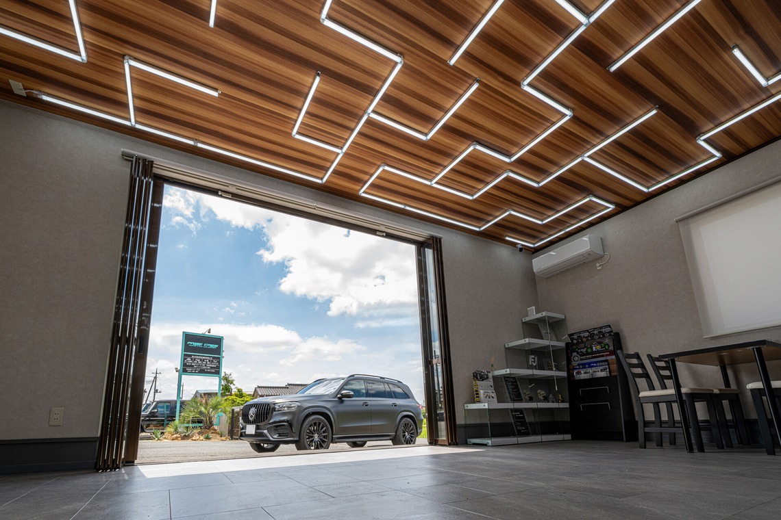 吉田佳央が撮影した「自動車修理工場コーポレートサイト撮影」の写真