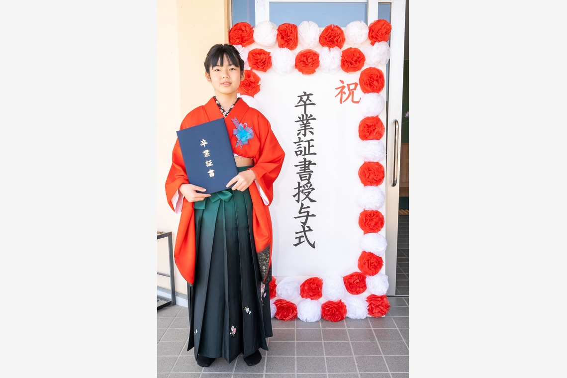 石井凡騎が撮影した学校行事のアルバム「卒業式」