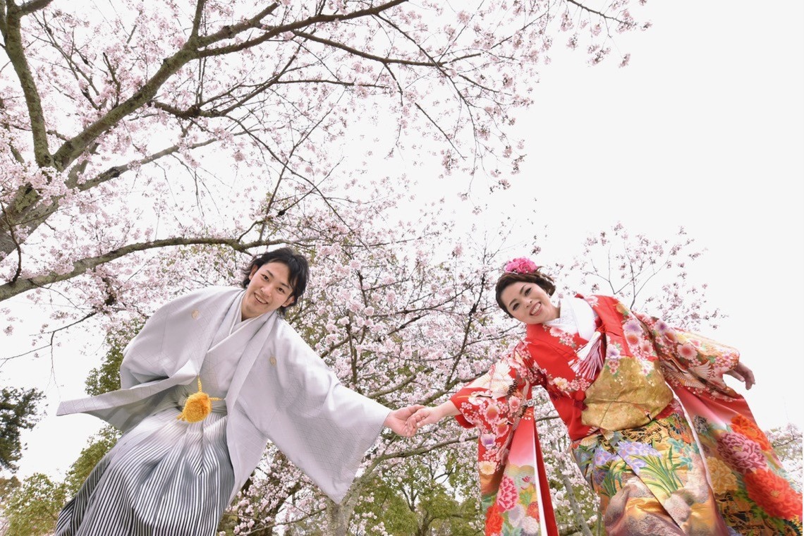 キキフォトワークスが撮影した「桜の季節の和装前撮り」の写真