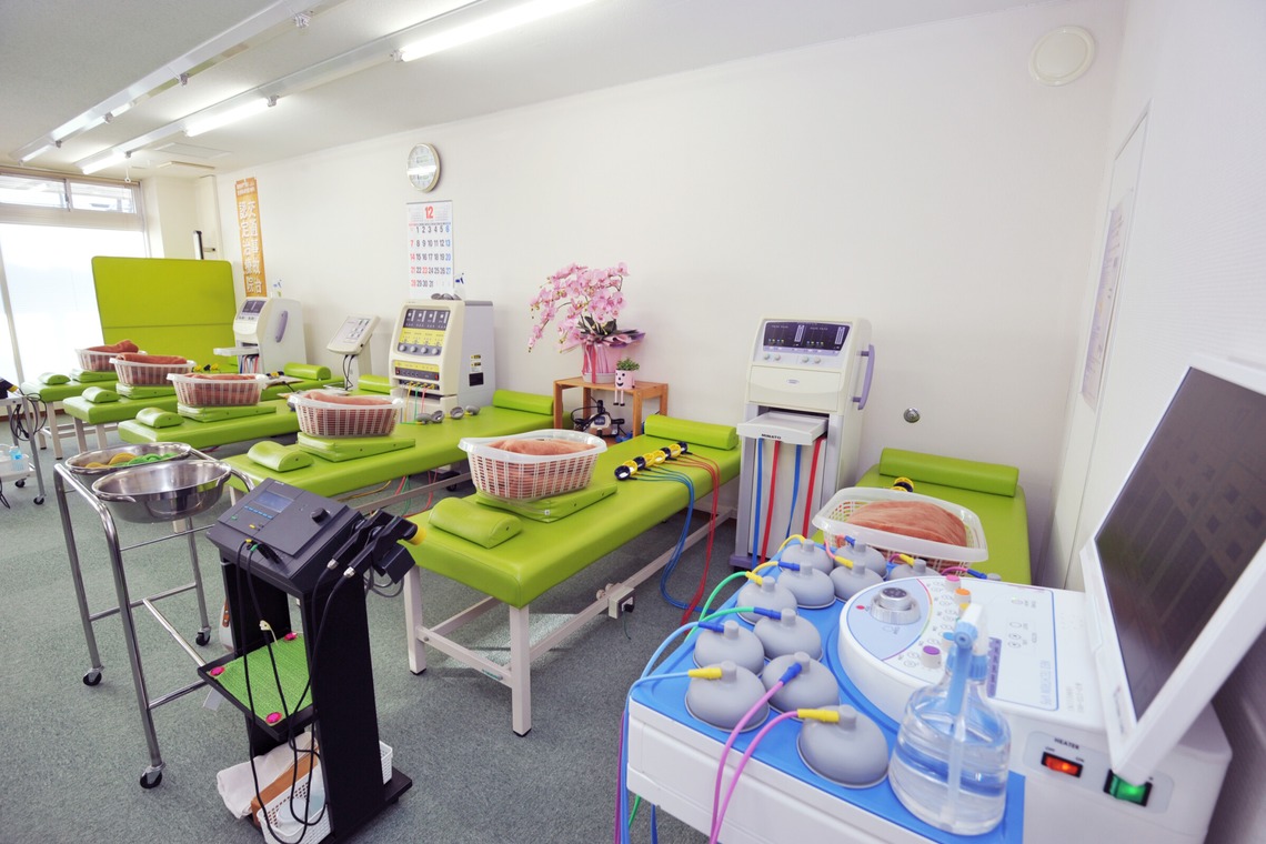 藤尾輝弘/フォトオフィスバドが撮影した「接骨院」の写真