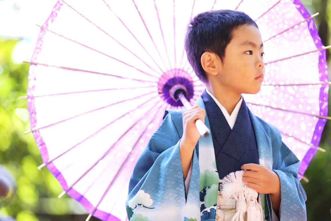 出張撮影HUG TIMEが出張撮影した家族写真(キッズ,ベビーフォト)などが写った「七五三記念撮影＠世田谷八幡宮・東京」の家族写真