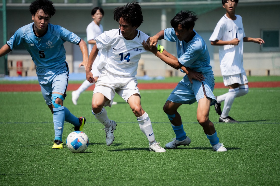 KOMACH Photo Designが撮影した写真のアルバム「サッカー試合　高校生」