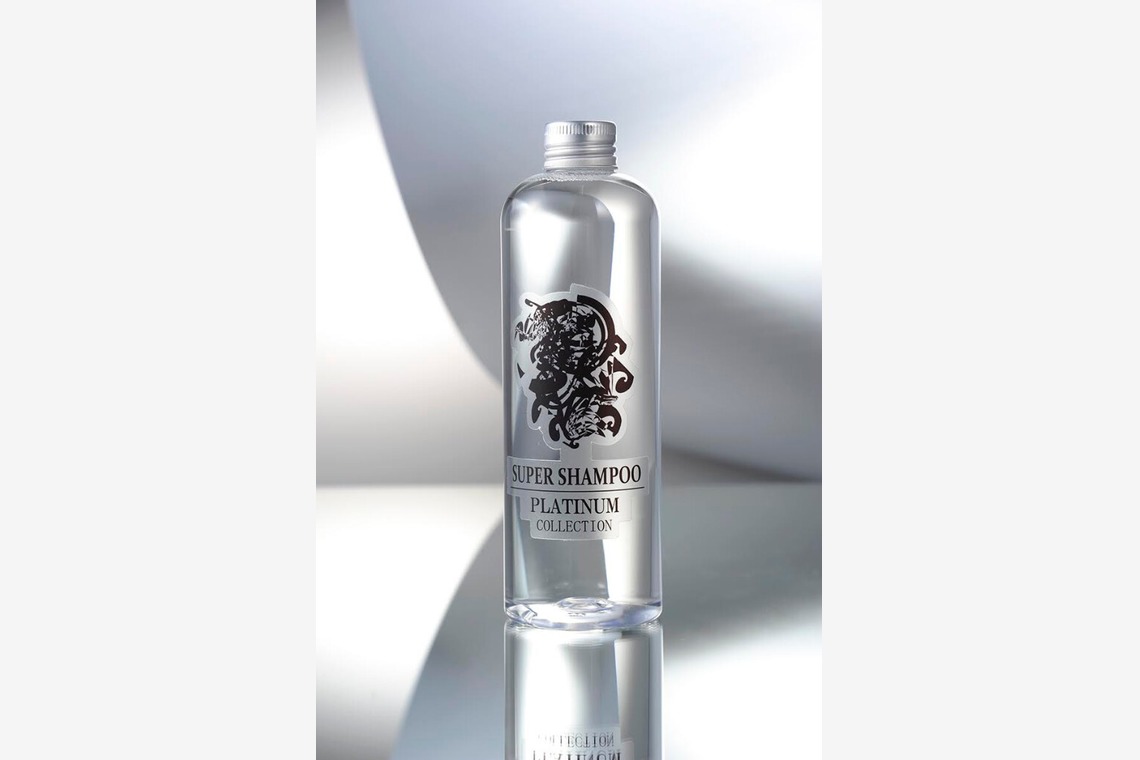 株式会社エスオーエスカンパニーが撮影した「化粧品イメージ撮影」の写真