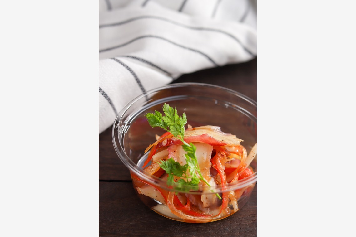 秋山諒輔が撮影した写真のアルバム「商品撮影」