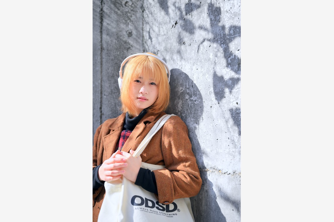 デザイン＆フォト内藤が撮影した写真のアルバム「静岡県熱海市での女性モデルさん起用のロケーションポートレート（インスタ用作品）」